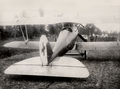 10580 Eerste Wereldoorlog. Groede, Duitse jachtvliegtuig van het type Pfalz DIII; gebruikt in 1917-1918