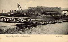10665 'Fabriek 'De Schelde' met Tonnenbrug. Vlissingen'. Koninklijke Maatschappij de Schelde (KMS). Dokhaven met ...