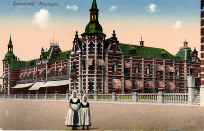 11338 'Grandhotel, Vlissingen'. Boulevard Evertsen, het Grand Hotel des Bains, op 2 juni 1886 officieel geopend (later ...