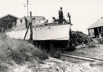 12174 Terrein van de Zeehondenwerf aan de zuidzijde van de Vissershaven. De Zeehondenwerf was de laatste van diverse ...