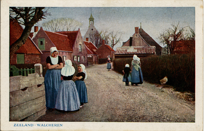 12523 'Zeeland - Walcheren' Dorpsgezicht met verschillende personen in klederdracht