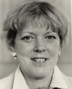 12665 Mevr. Stuurwold-Vermeer, gemeenteraadslid voor het CDA. Foto gemaakt t.g.v. de raadsperiode 1994-1998.