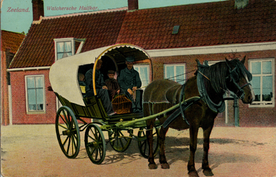 13135 'Zeeland. Walchersche Huifkar' met paard voor boerenwoningen