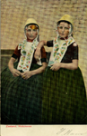 13399 'Zeeland, Walcheren' Twee Zeeuwse meisjes in klederdracht