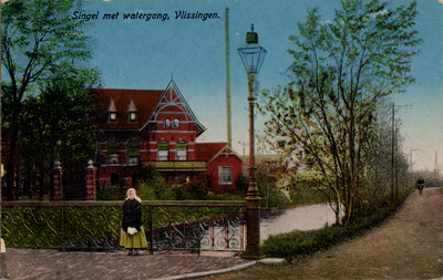13454 'Singel met watergang, Vlissingen.' Singel (rechts) en Vlissingse watergang gezien vanaf de Badhuisstraat