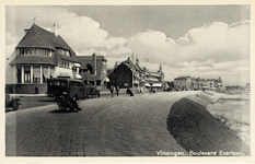13455 'Vlissingen. Boulevard Evertsen'. Boulevard Evertsen met op de voorgrond het Wooldhuis gezien vanaf de Nolledijk