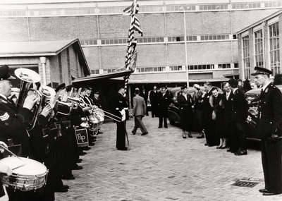 14100 Officiële opening van de nieuwe Provinciale Zeeuwsche Electriciteits-Maatschappij (PZEM) centrale aan de ...