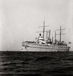 14763 Pantserdekschip annex kruiser Hr. Ms. Zeeland. Gebouwd door de Kon. Mij. De Schelde in dienst gesteld en ...