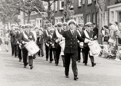 14821 Muziekconcours, georganiseerd door het Souburgse Vlijt en Volharding, een korps dat dit jaar 45 jaar bestaat. Eén ...