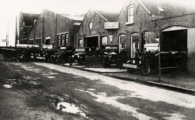 15606 De Vlissingsche Automobielhandel en Garageonderneming NV, Singel 120 en Singel 122. Het bedrijf wordt met ingang ...