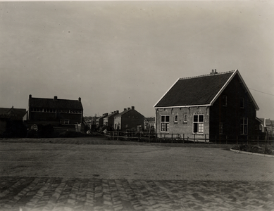 15683 De wijk Tuindorp bij de Bloemenlaan.