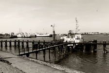 15768 Gezicht op de Buitenhaven van Vlissingen