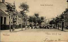 16476 'Vlissingen. Koosje Buskusstraat'. De Coosje Buskenstraat met op de achtergrond de smederij van de Kon. Mij. de ...