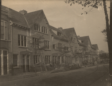17029 Bouw van 59 woningen aan de noordzijde van de Verkuyl Quakkelaarstraat voor de won.bouwver. Gemeenschappelijk ...