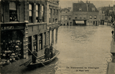 17795 'De Watersnood te Vlissingen (12 Maart 1906)' De Walstraat met zicht op de Kleine Markt.