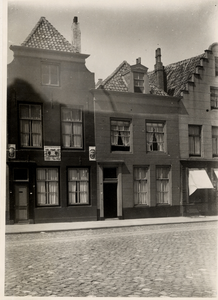 18021 Huis Eekeloo, Grote Markt 17 anno 1606, gelegen aan de westzijde van de Grote Markt nabij de Weststraat, verwoest ...