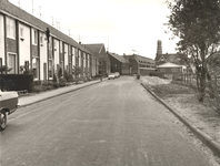 18038 Joost de Moorstraat gezien in de richting van de school aan de Bonedijkestraat. Bijlage no.3 behorende bij het ...
