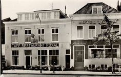 18507 Hotel Café Restaurant Royal in de Badhuisstraat