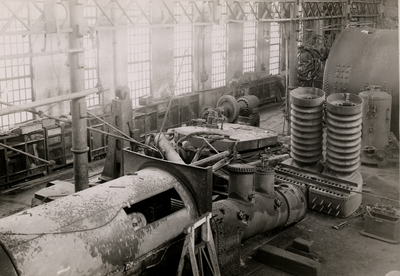 18664 Interieur machinefabriek (1882) van de Koninklijke Maatschappij de Schelde (KMS) in Vlissingen