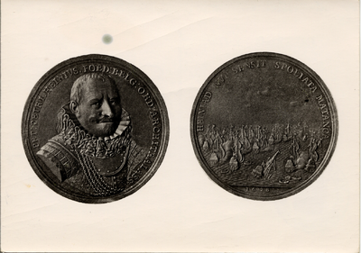 18737 Herdenkingspenning Piet Hein, voor en achterzijde.