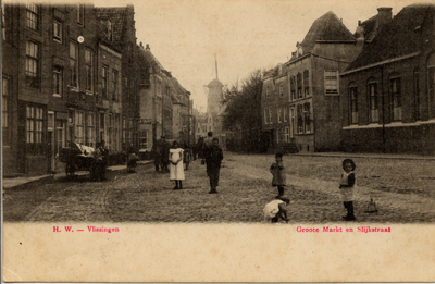 18805 'Vlissingen. Groote Markt en Slijkstraat'. De Slijkstraat gezien vanaf de Grote Markt