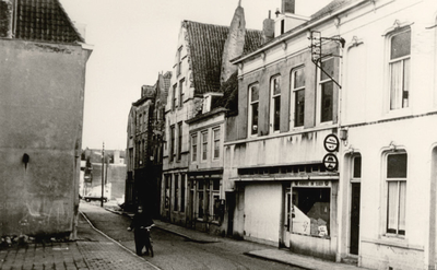 18857 Westzijde van de Noordstraat gezien vanaf de Kolvenierstraat
