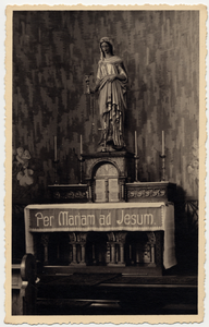 19003 O.L. Vrouwekerk aan de Singel, in gebruik genomen op 24 dec. 1911. Het Maria altaar in de kerk.