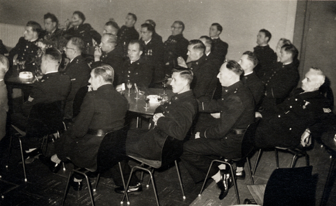 19062 Receptie in het Scheldekwartier n.a.v. het 40-jarig bestaan van de gemeentelijke brandweer te Vlissingen