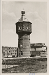 19869 'Vlissingen, Watertoren'. Gezicht op de watertoren en de Badhuisstraat