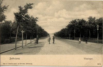 20274 'Badhuisweg Vlissingen' gezien bij de brug over de Vlissingse Watergang in de richting van de Boulevard