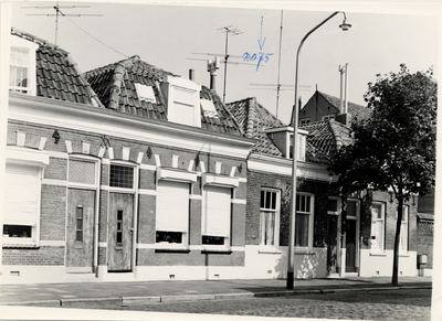 20506 Gedeelte van de Glacisstraat noordzijde, tussen Hobeinstraat en Scheldestraat. De panden Glacisstraat 71, ...