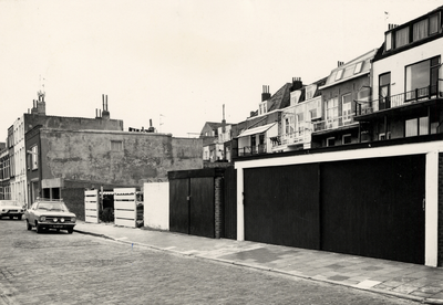 20510 De verlengde Glacisstraat, met rechts de achterzijde van de Coosje Buskenstraat