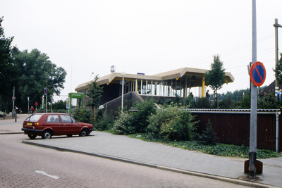 21508 Het station aan de Spoorstraat in Oost-Souburg