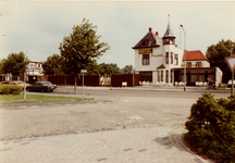 21970 Hotel Piccard (sinds 1958) gezien vanaf de Strandweg. Links van het hotel is men begonnen met de uitbreiding