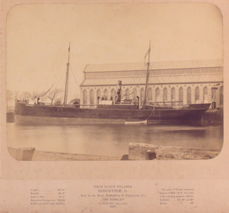 22210 Dubbelschroefs vrachtschip Industrie II, voor de vaart Keulen-Londen. Bouwnr. 49. Bouwjaar 1886. Eigenaar ...