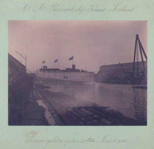 22415 Pantserdekschip Zeeland, tewaterlating. Bouwnr. 85. Bouwjaar 1898. Eigenaar Kon. Ned. Marine. Gesloopt in 1924.