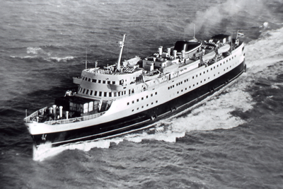 22780 'Koningin Wilhelmina (II)' van de Stoomvaartmij. Zeeland in volle zee.Gebouwd bij de NV Scheepswerf en ...