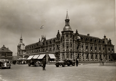 23021 2-6-1886: Officiële opening van het Grand Hotel des Bains. 22-4-1924: Opening van het door de Stoomvaart mij. ...