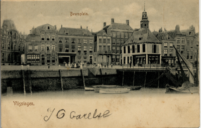 23107 'Beursplein. Vlissingen' Op de voorgrond de Voorhaven, rechts het Beursgebouw en de Smalle Kade