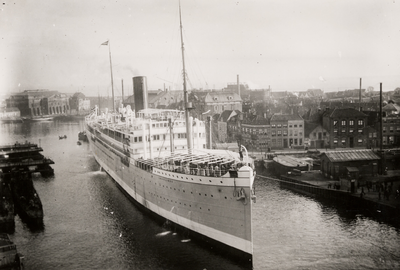23262 Mailboot Insulinde, bouwnur. 150, in 1914 gebouwd door Koninklijke Maatschappij de Schelde KMS) te Vlissingen ...