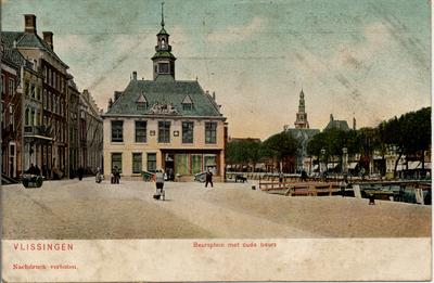 23492 'Vlissingen. Beursplein met oude beurs' In het midden het Beursgebouw en links daarvan de Beursstraat