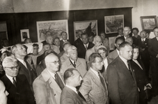 23676 Genodigden op de officiële opening van de tentoonstelling van Constantin Guys (10 juli-22 aug. 1954).
