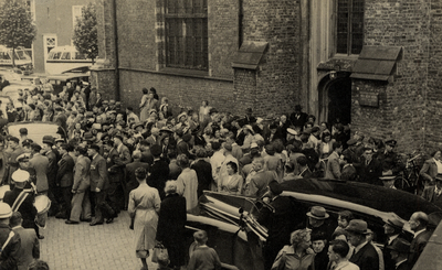 23780 Herdenkingsbijeenkomst van het 4e commando in de St. Jacobskerk, naar Vlissingen gekomen om de onthulling bij te ...