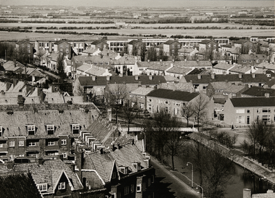24543 Luchtfoto van Vlissingen. Panorama van Vlissingen gezien vanaf de stadhuistoren naar het noorden. Op de voorgrond ...