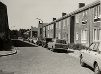 25069 De Cuypersstraat in de wijk het Fort, gezien van oost naar west