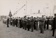 26354 Stoomvaartmij. Zeeland, de Mecklenburg , aankomst op 9 juli 1949 in de Buitenhaven. Het 1e passagiersschip van de ...