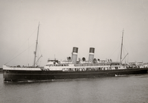 26372 De veerboot (mailboot) Prinses Juliana van de Stoomvaart Maatschappij Zeeland vaart de Buitenhaven van Vlissingen ...