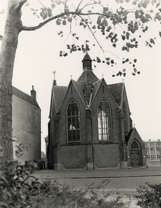 27867 De Engelse kerk te Vlissingen, op 4 jan. 1914 in gebruik genomen, zal i.v.m. de bouwplannen in en om de Nieuwe ...