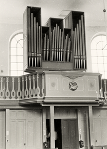 28162 Nieuw orgel in de Lutherse kerk in de Walstraat, geschonken door het Nationaal Rampenfonds. De dispositie van het ...