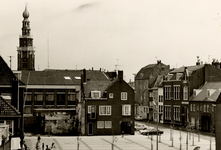 28408 De Grote Markt met rechts de Breestraat